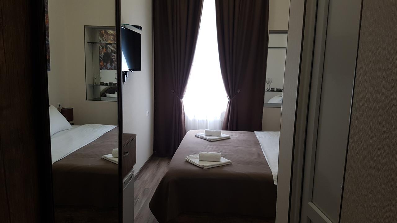 Sweet Rooms Inn Тбилиси Екстериор снимка