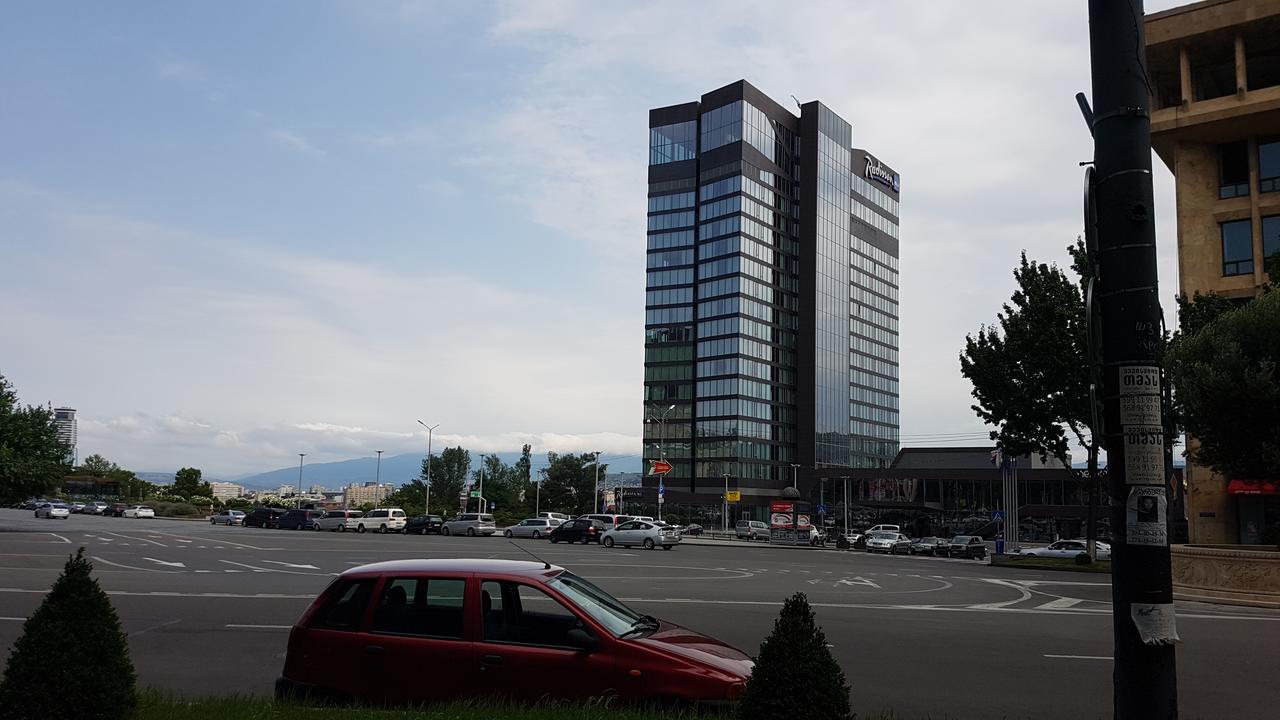 Sweet Rooms Inn Тбилиси Екстериор снимка