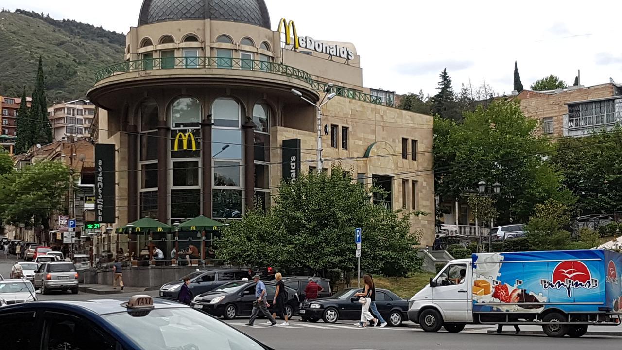 Sweet Rooms Inn Тбилиси Екстериор снимка