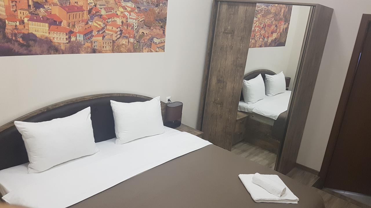 Sweet Rooms Inn Тбилиси Екстериор снимка