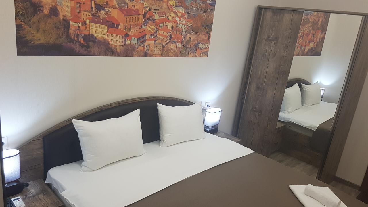 Sweet Rooms Inn Тбилиси Екстериор снимка